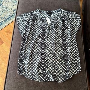 Banana Republic short sleeve blouse